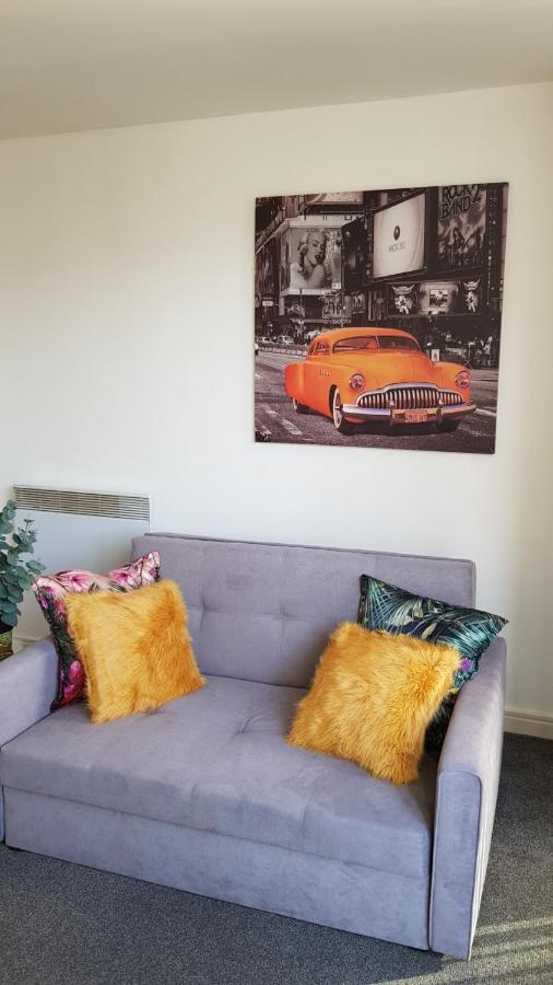 City Centre 1 Bed Apartment With Free On Site Parking With Cctv By Lets Relocations Birmingam Exterior foto